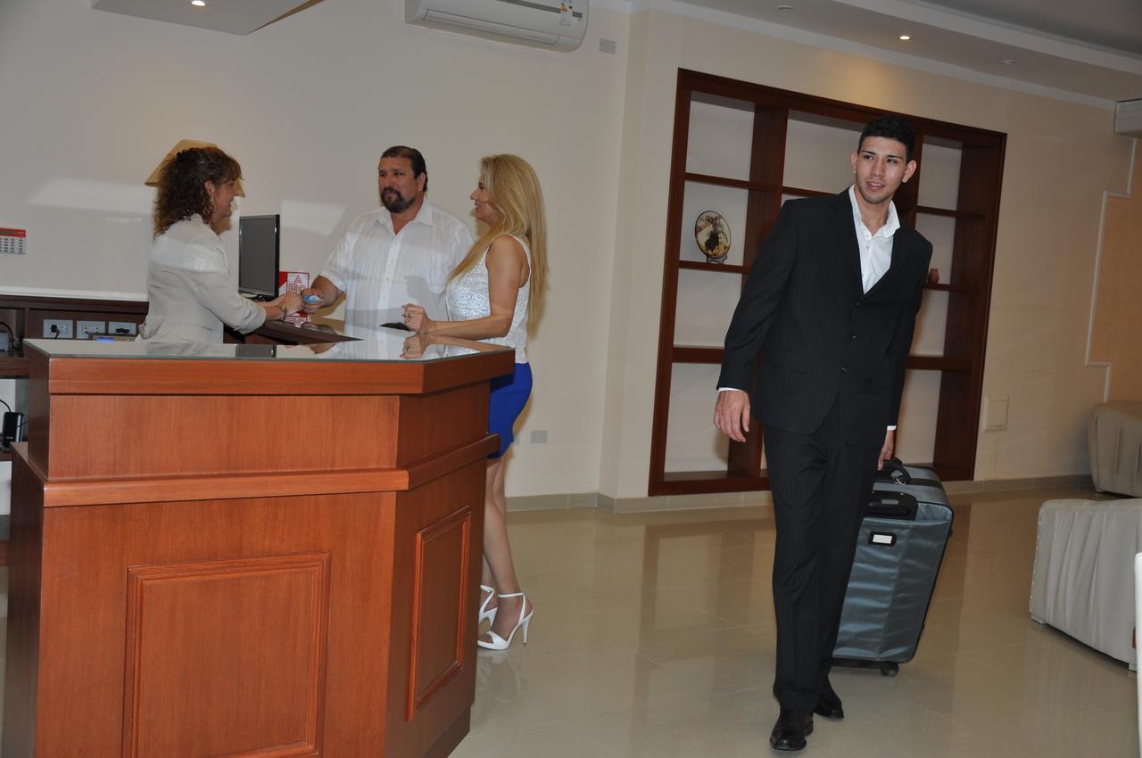 Realnoa Hotel Tartagal Ngoại thất bức ảnh
