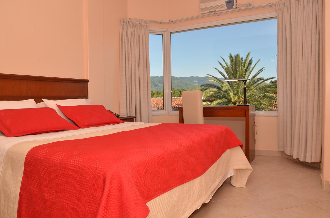Realnoa Hotel Tartagal Ngoại thất bức ảnh