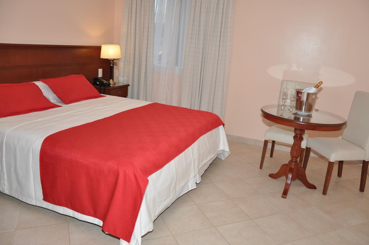 Realnoa Hotel Tartagal Ngoại thất bức ảnh